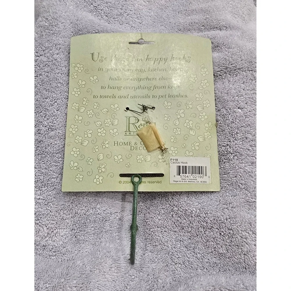 Regal Art & Gift Cactus Happy Hook Metal Wall Decor Saguaro Sun Green F118 NEW